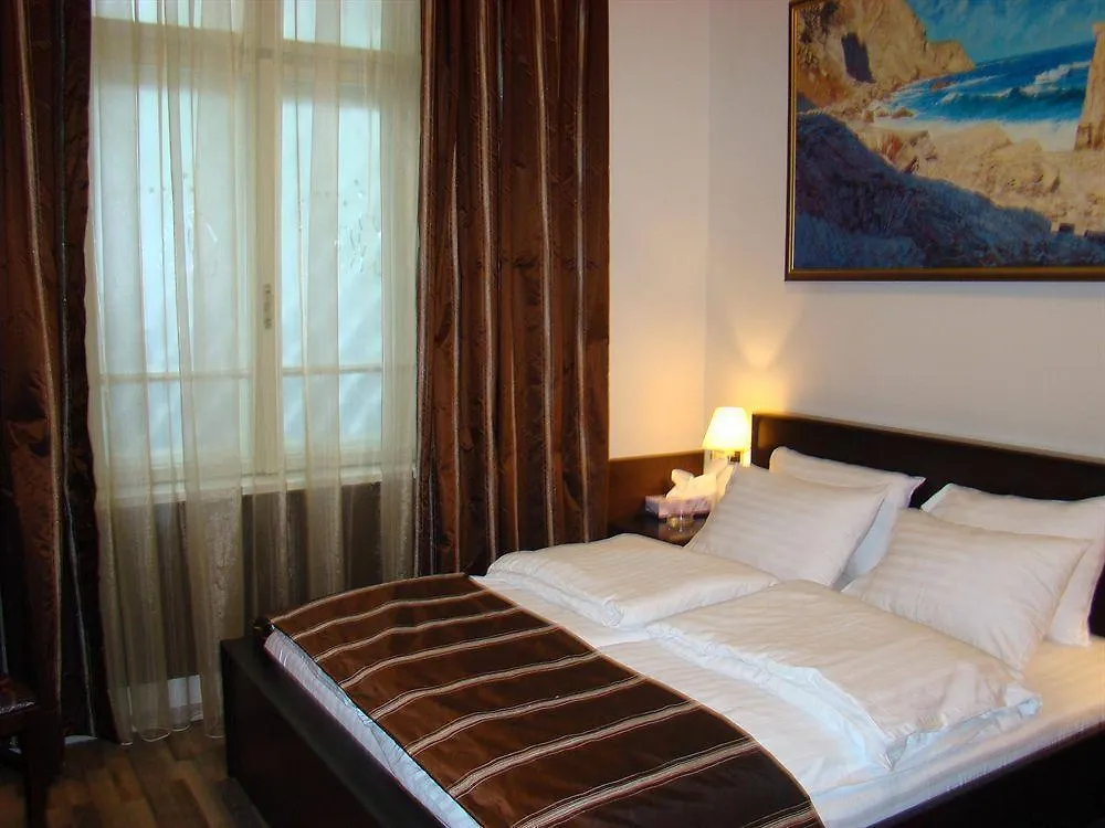 Hotel & Restaurant The House Sofya Bulgaristan