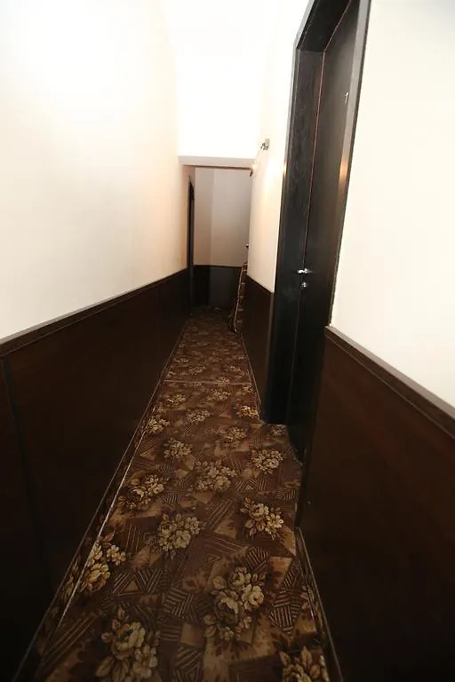 סופיה Hotel & Restaurant The House