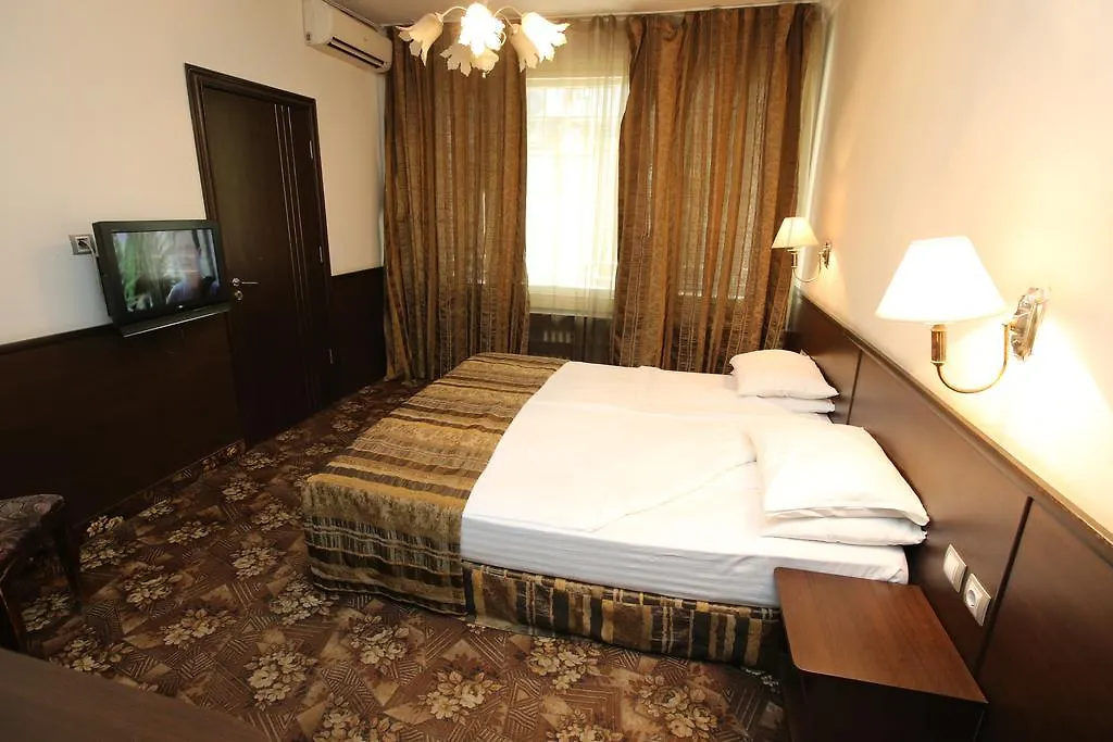 סופיה Hotel & Restaurant The House 2*,